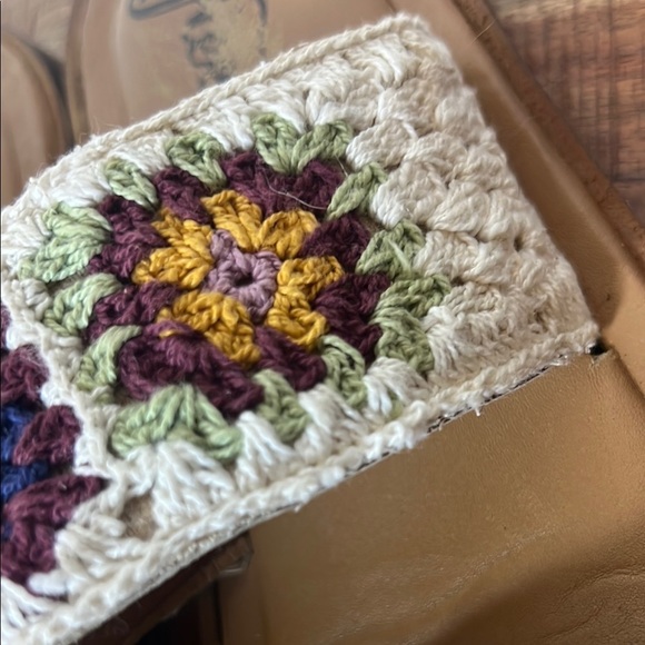 Free People Crocheted Boho Sandals with Sunburst Design, Size 40 (9-9.5) - Picture 5 of 11